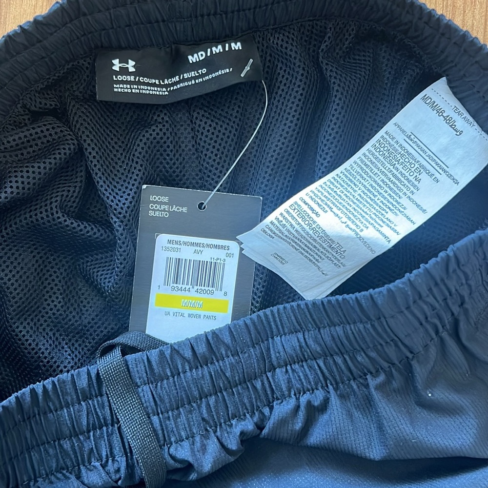 NWT Under Armour MENS loose lack Sweatpants for Active Comfort - Picture 2 of 4